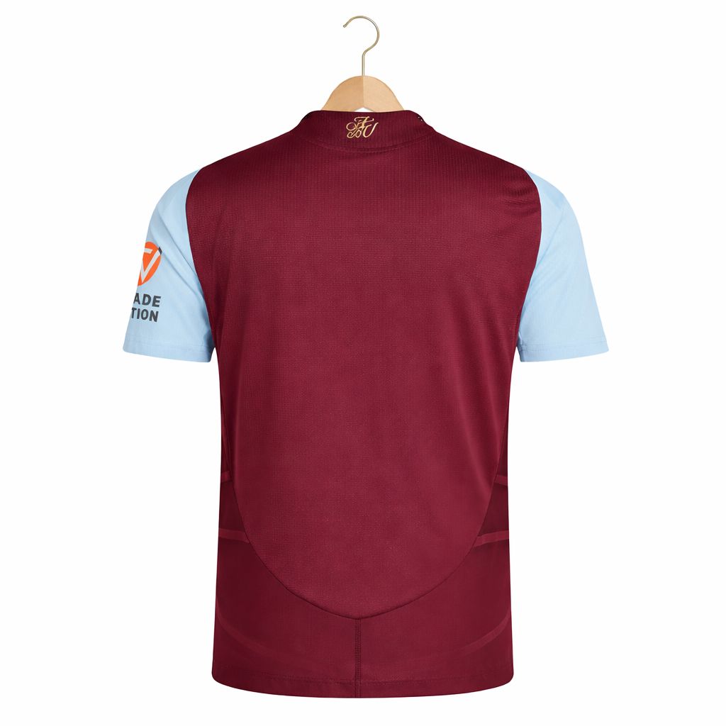 Aston Villa local 2025