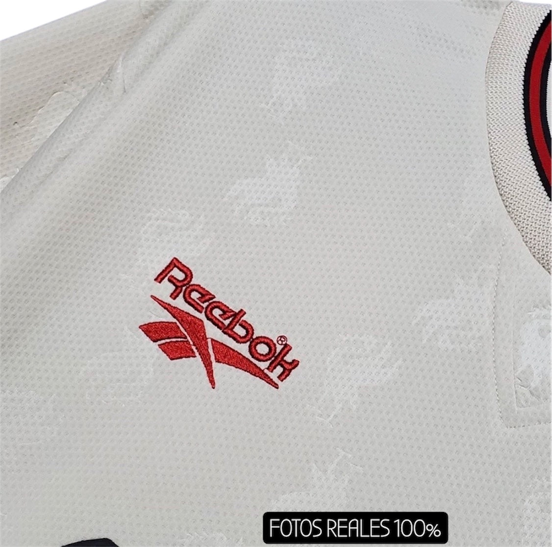 Liverpool Retro 1996 Pantaloneta Gratis